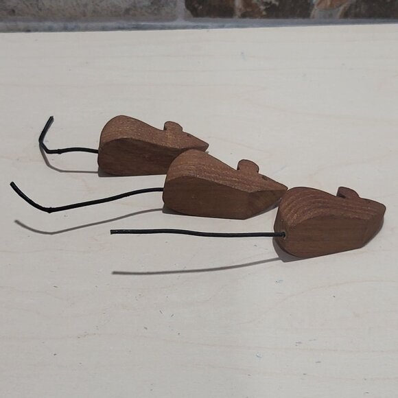 Vintage Three Miniature Wooden Mice Figurines Handmade Craft - Picture 7 of 9